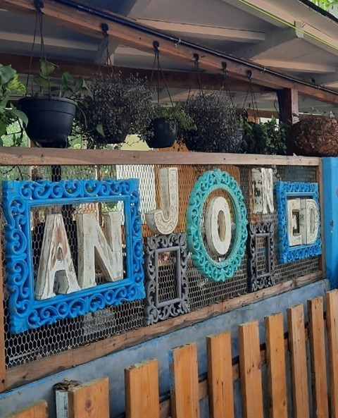 Anjuna Cafe & Hostel - Best Place in Goa Near Anjuna Beach that You Must not Miss !!